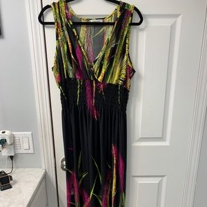 Jon & Anna Tropical Print Maxi Size 2X